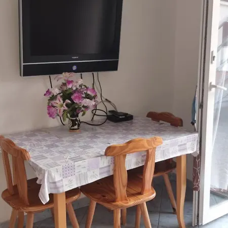 Apartment 3 Palme